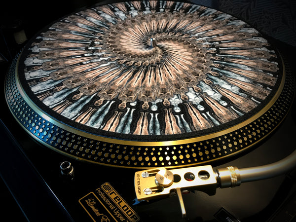 FLOATING CLONES 1 Zoetrope Felt Turntable Slipmat 12"