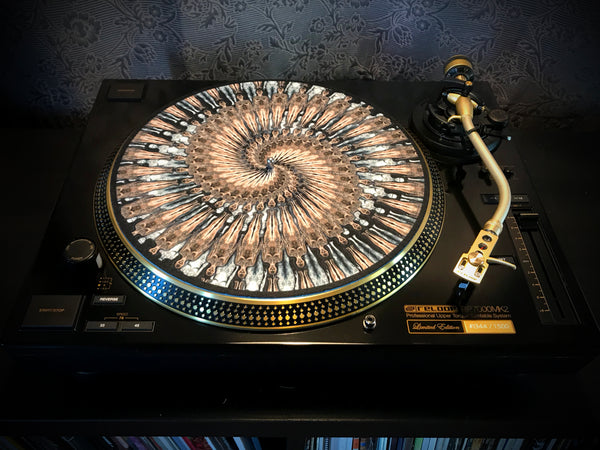 FLOATING CLONES 1 Zoetrope Felt Turntable Slipmat 12"