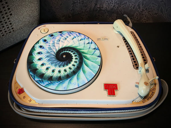 7” Felt Zoetrope Turntable Slipmat ”Nautical Organic Spiral”