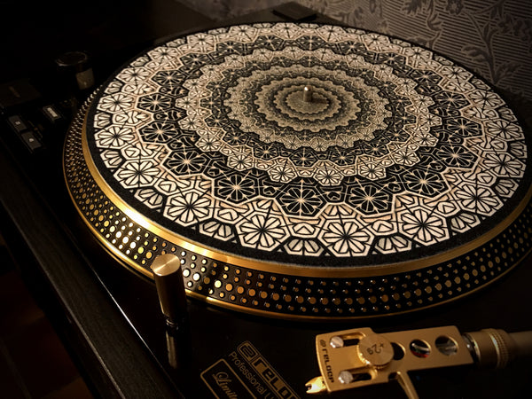 GEOMETRIC COGWHEEL Zoetrope Felt Turntable Slipmat 12"