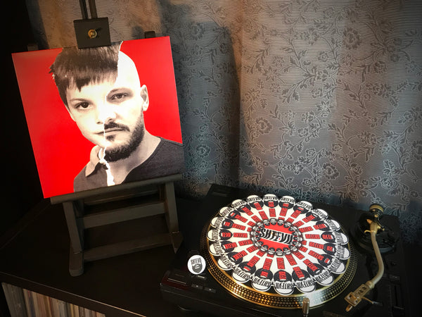 SHTEVIL Combi Package: - Vinyl record "Stung"+Turntable Slipmat+Button