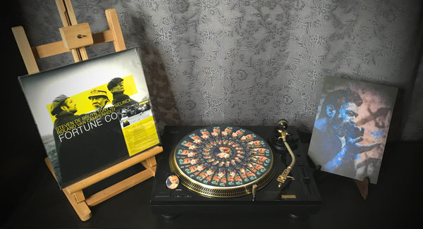 STEVEN DE BRUYN Combi Package: Vinyl record "Fortune Cookie"+Turntable Slipmat+Button+Print