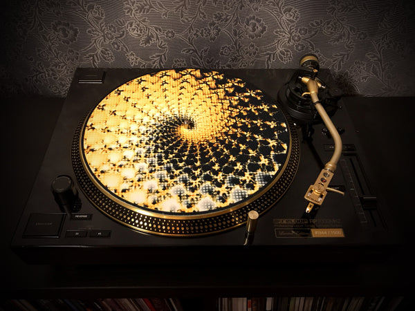 FIRE FRACTAL Zoetrope Felt Turntable Slipmat 12"